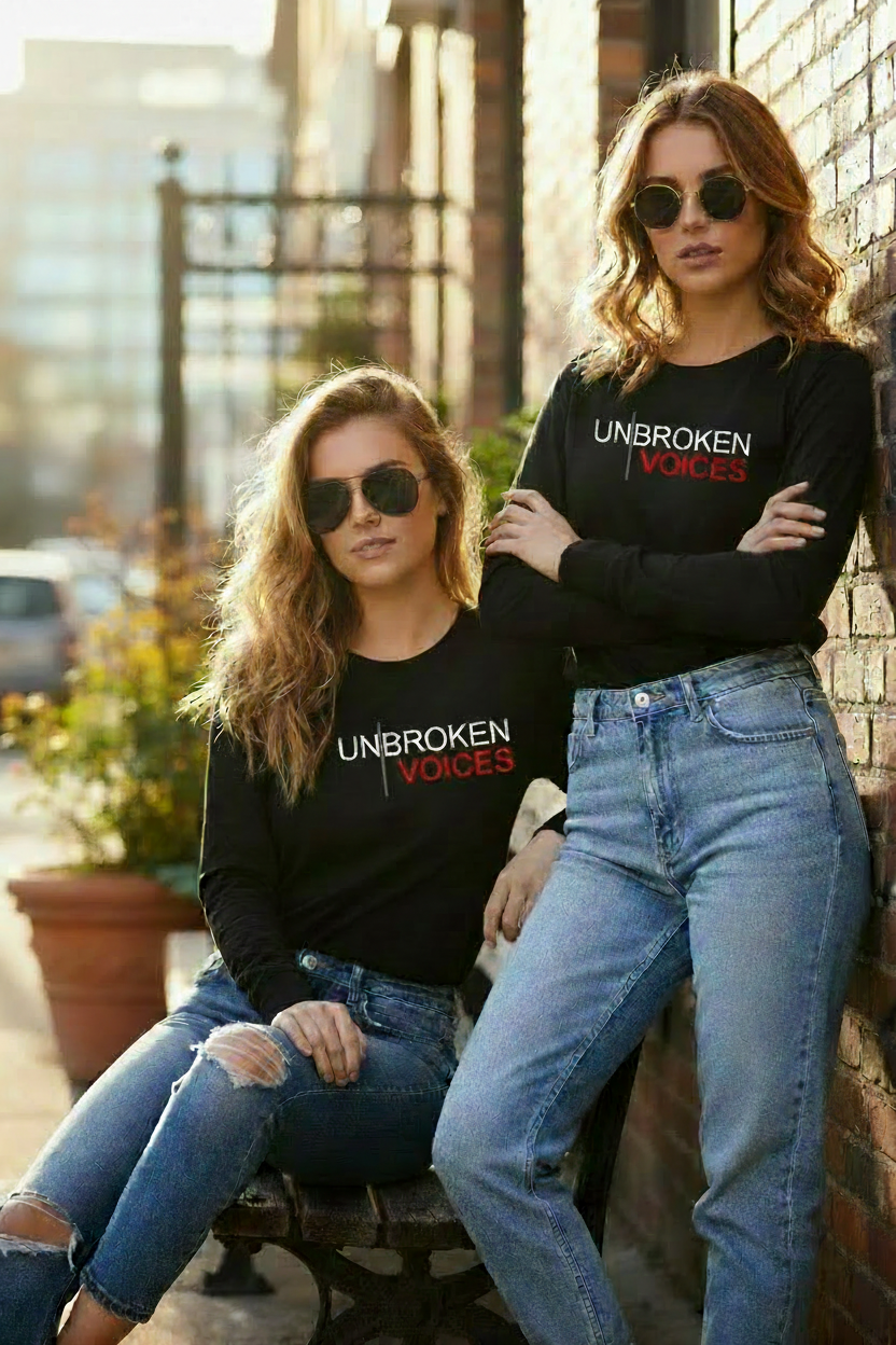 Logo muy pequeño en camisetas